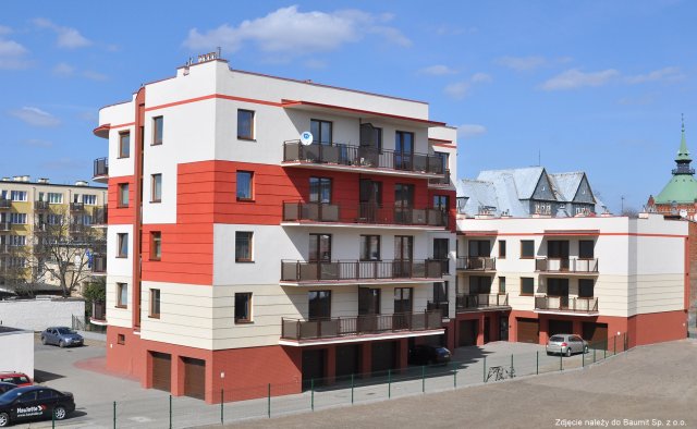 Residential and commercial investment at 15 Dąbrowskiego Street